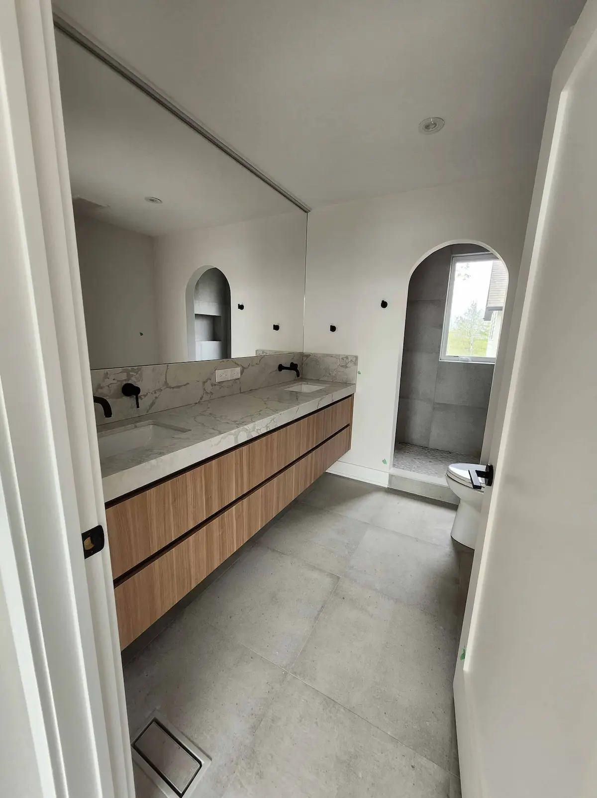 Professionally renovated bathroom with modern design in Vaughan