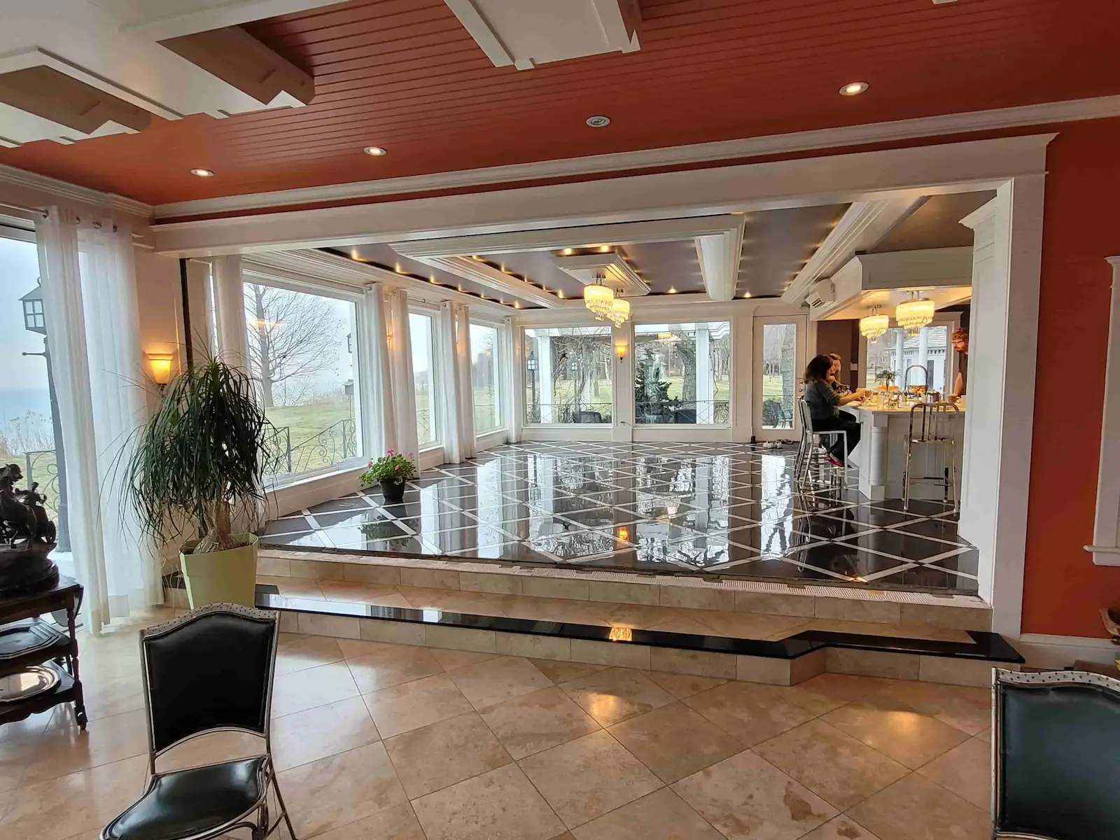 Full renovation project in Richmond Hill | EV Constructions