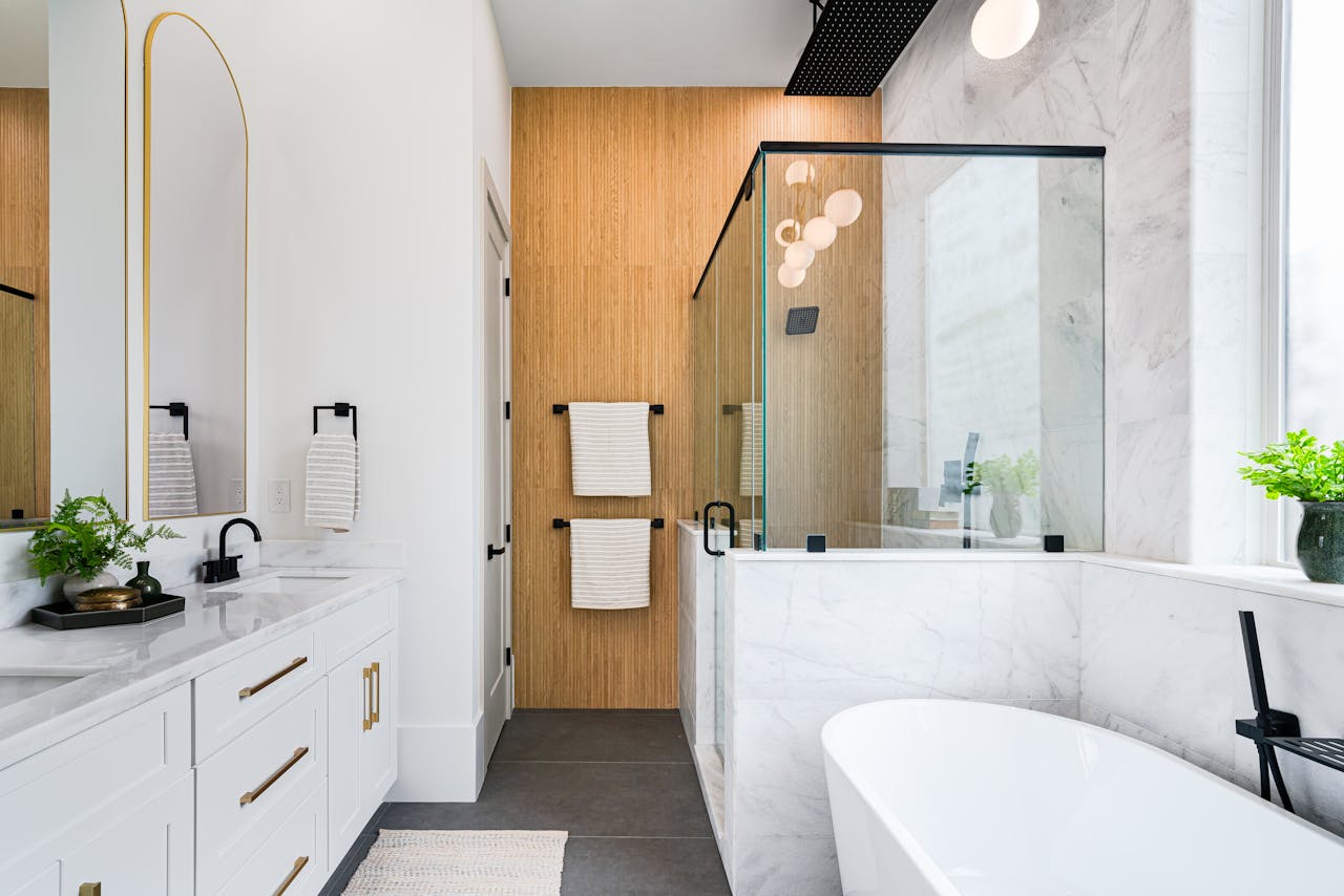 2026 bathroom design trends in Richmond Hill and Vaughan luxury modern bathroom renovation